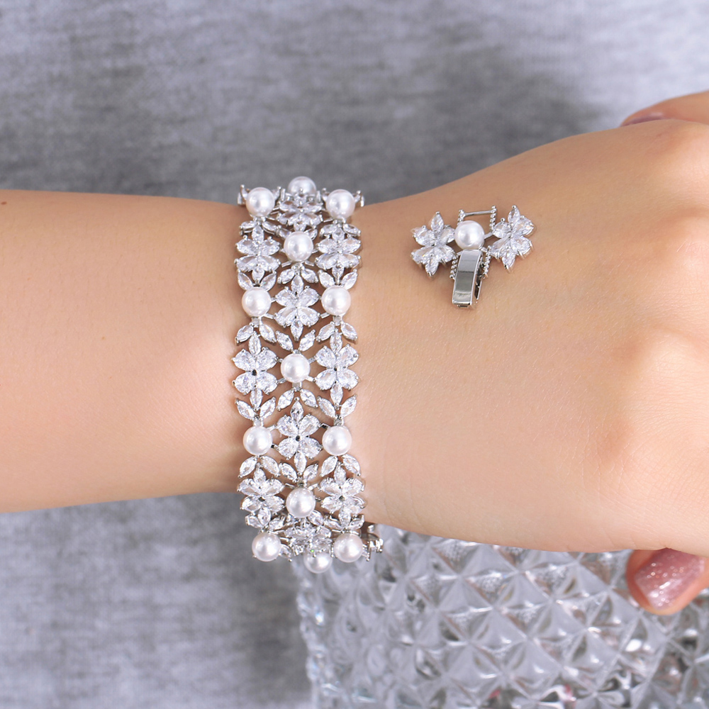 ThreeGraces-pulsera de comprom - String Of Pearls Plant reseña y precio